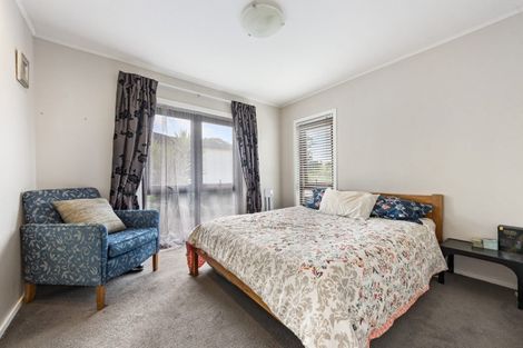 Photo of property in 21 Oreil Avenue, West Harbour, Auckland, 0618