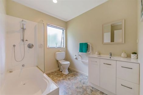 Photo of property in 157 Brian Crescent, Stanmore Bay, Whangaparaoa, 0932