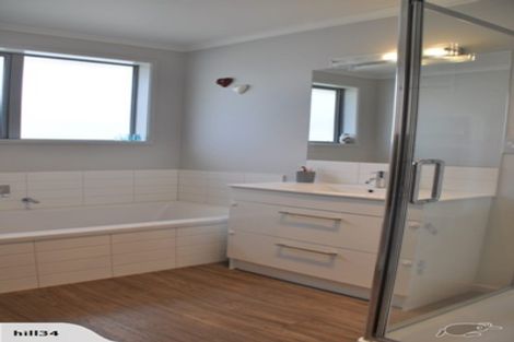 Photo of property in 3 Fender Close, Pyes Pa, Tauranga, 3112