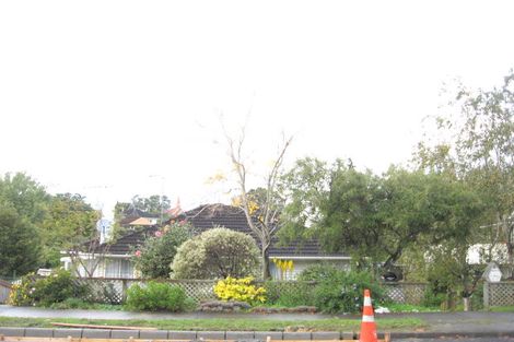 Photo of property in 13 Glenfern Road, Mellons Bay, Auckland, 2014