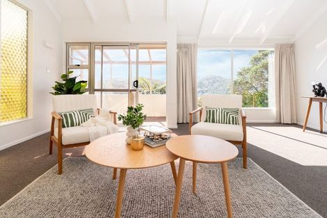 Photo of property in 11 Selkirk Way, Karori, Wellington, 6012