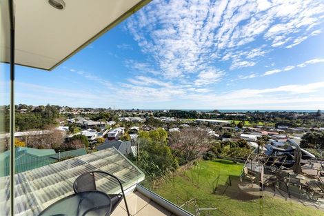 Photo of property in 3a Hillcrest Street, Glen Avon, New Plymouth, 4312