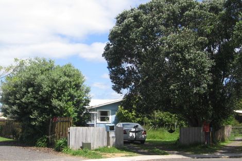 Photo of property in 9 Queen Street, Waihi Beach, 3611