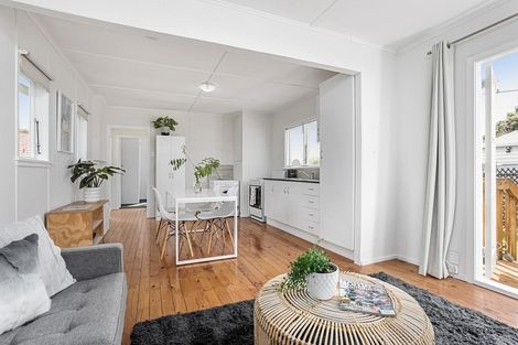 Photo of property in 35 Metcalfe Road, Ranui, Auckland, 0612