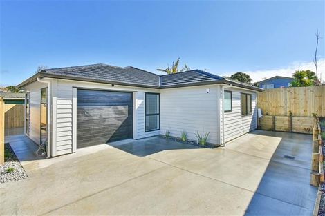 Photo of property in 27 Mcinnes Road, Weymouth, Auckland, 2103