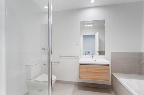 Photo of property in 8 Nuku Place, Manurewa, Auckland, 2102