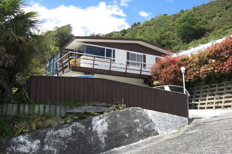 Photo of property in 41 Otago Street, Picton, 7220