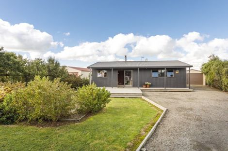 Photo of property in 16 Wear Street, Rongotea, 4476