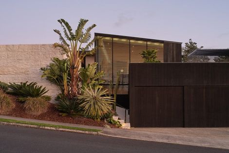 Photo of property in 6 Island Bay Road, Beach Haven, Auckland, 0626