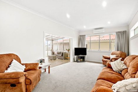 Photo of property in 97a West Tamaki Road, Glen Innes, Auckland, 1072