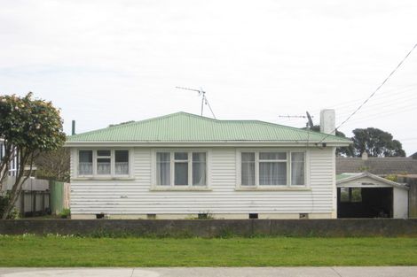 Photo of property in 9 Paritutu Road, Spotswood, New Plymouth, 4310