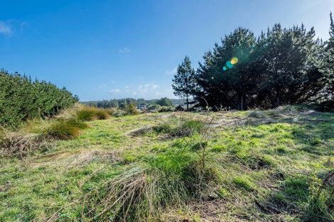 Photo of property in 8 Quail Way, Waitarere, Levin, 5510