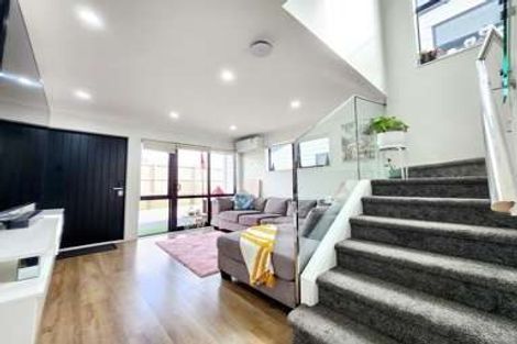 Photo of property in 6c Christmas Road, Manurewa, Auckland, 2102