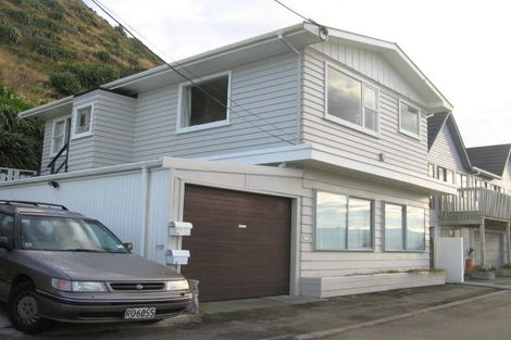 Photo of property in 144 Owhiro Bay Parade, Owhiro Bay, Wellington, 6023