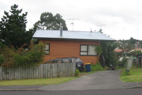 Photo of property in 121 Athena Drive, Totara Vale, Auckland, 0629