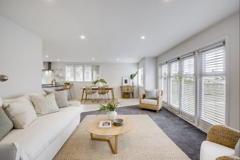 Photo of property in 2/8 Meeanee Quay, Westshore, Napier, 4110