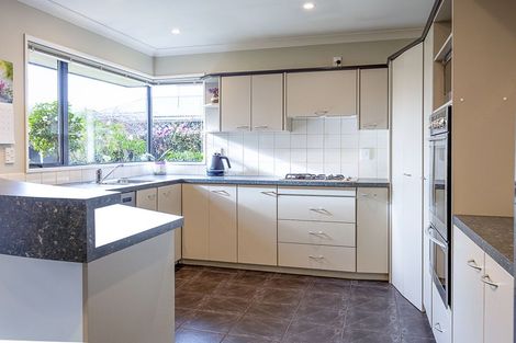 Photo of property in 14 Dunmurry Place, Casebrook, Christchurch, 8051