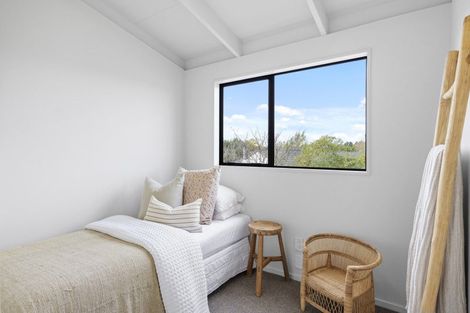 Photo of property in 9 Van Dieman Close, Templeton, Christchurch, 8042