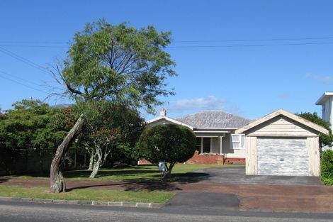 Photo of property in 5 Bangor Street, Point Chevalier, Auckland, 1022