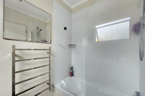 Photo of property in 1/49 Park Road, Miramar, Wellington, 6022