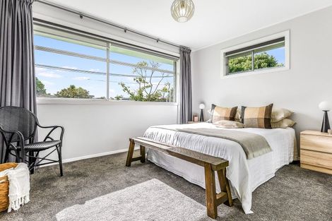 Photo of property in 11 Gerrand Place, Chedworth, Hamilton, 3210