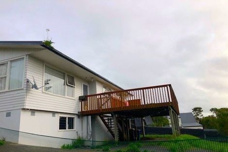 Photo of property in 17 Holt Avenue, Torbay, Auckland, 0630