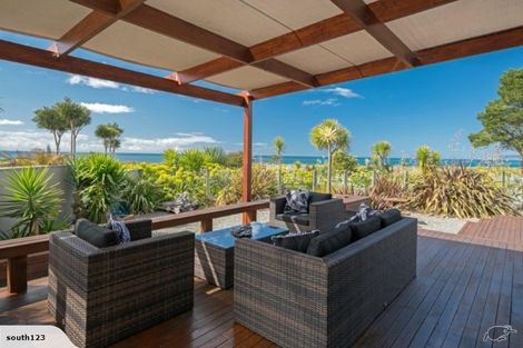 Photo of property in 214 Rarangi Beach Road, Rarangi, Blenheim, 7273