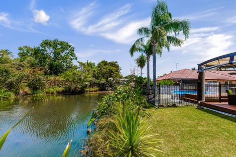 Photo of property in 14 Semillon Avenue, Henderson, Auckland, 0612