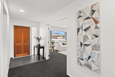 Photo of property in 64 Bevington Street, Avonhead, Christchurch, 8042