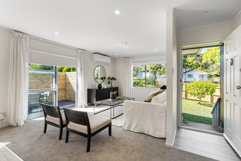 Photo of property in 23 Contessa Drive, Glenfield, Auckland, 0629