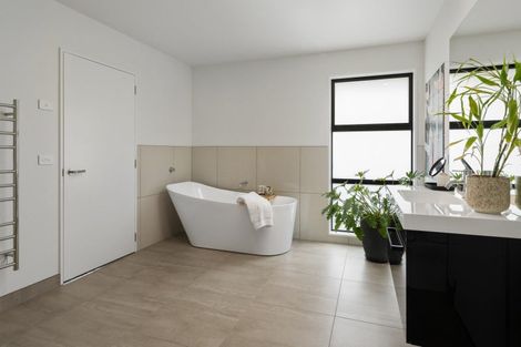 Photo of property in 9 Spencer Place, Springlands, Blenheim, 7201