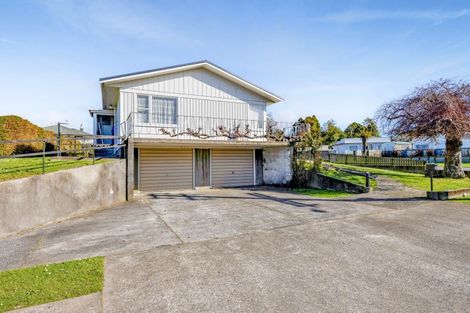 Photo of property in 49 Broadway, Stratford, 4332