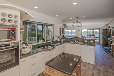 Photo of property in 117 Main Sh25 Road, Tairua, 3508