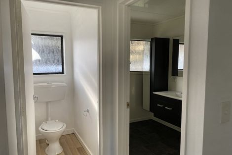 Photo of property in 3a Ruahine Street, Paraparaumu, 5032