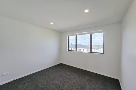 Photo of property in 7c Gulf Crest, Bucklands Beach, Auckland, 2012