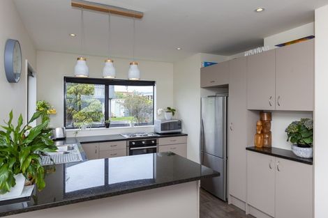 Photo of property in 70a Marine Parade, Paraparaumu Beach, Paraparaumu, 5032