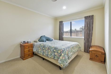Photo of property in 19 Fergy Crescent, Wattle Downs, Auckland, 2103