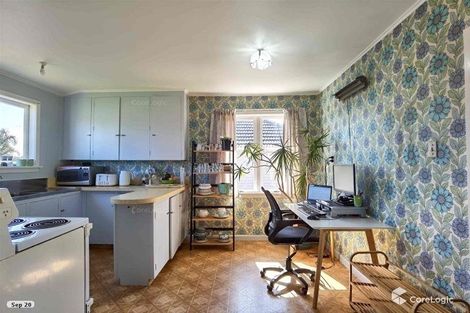 Photo of property in 53 Matipo Road, Te Atatu Peninsula, Auckland, 0610