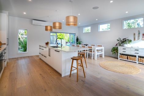 Photo of property in 163 Ocean Beach Road, Tairua, 3508