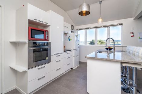 Photo of property in 21 Castle Street, Waihola, Milton, 9073