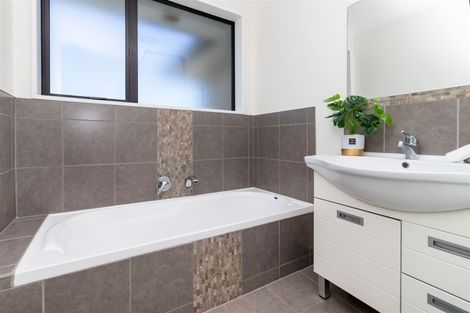 Photo of property in 60b Stonebrook Drive, Rolleston, 7614