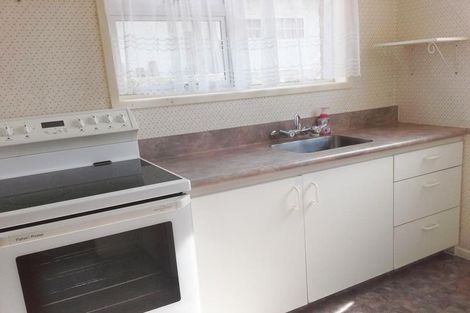 Photo of property in 95 Pendarves Street, New Plymouth, 4310