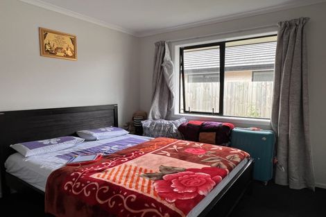 Photo of property in 38 Reuben Avenue, Rolleston, 7615