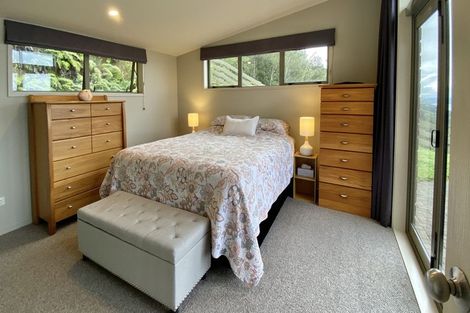 Photo of property in 82 Mountain Road, Western Heights, Rotorua, 3015