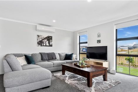 Photo of property in 1 Unicorn Lane, Papamoa, 3118