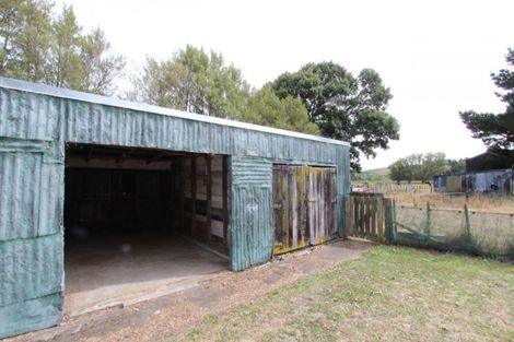 Photo of property in 32 Cambridge Street, Pahiatua, 4910