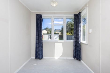 Photo of property in 22 Maher Street, Elderslea, Upper Hutt, 5018