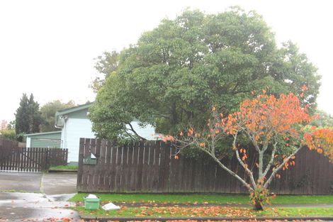 Photo of property in 7 Casuarina Road, Half Moon Bay, Auckland, 2012
