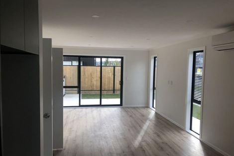 Photo of property in 2 Raeble Walkington Lane, Wallaceville, Upper Hutt, 5018