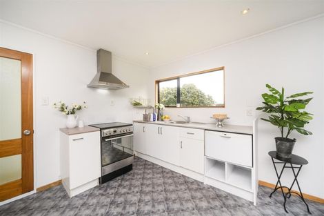 Photo of property in 6 Purnell Place, Marton, 4710